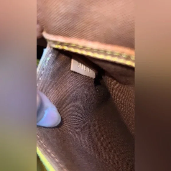 Louis Vuitton Alma BB PM - Picture 8 of 8